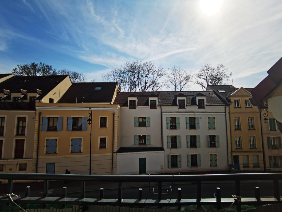 Versailles Trip Appartement Бюк Екстериор снимка