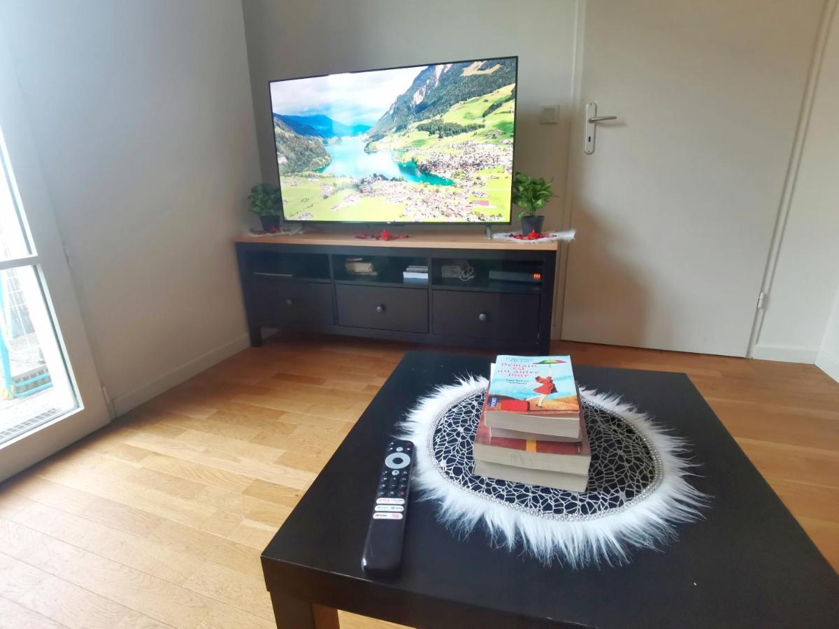 Versailles Trip Appartement Бюк Екстериор снимка